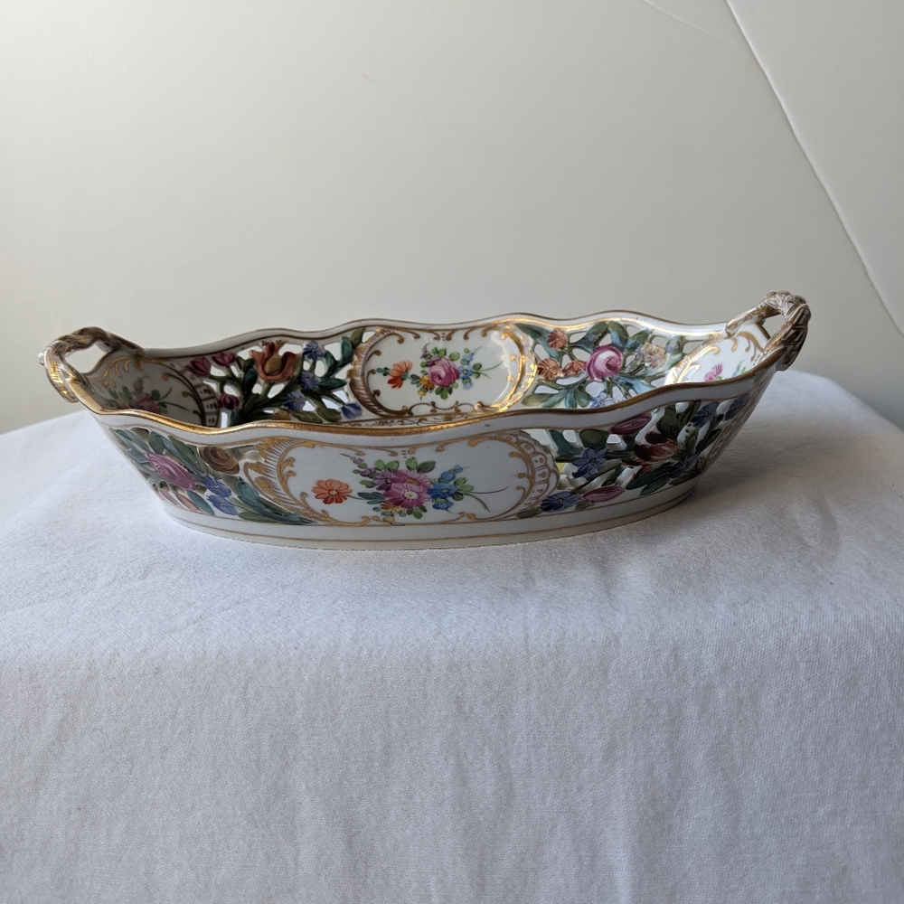 Dresden Potscappel Carl Thieme Pierced Floral Gold Handled Serving Bowl Damaged - Picture 6 of 16